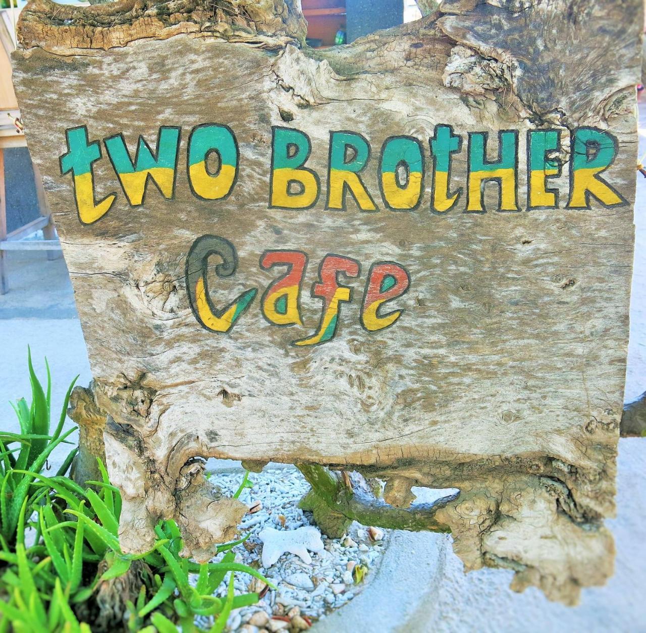 Two Brothers Bungalows Gili Meno Exterior photo